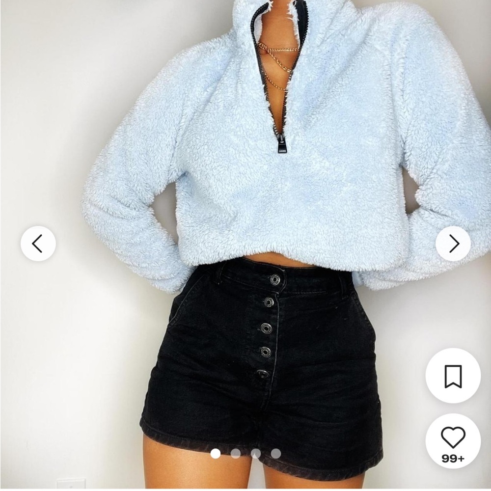 Baby blue Calvin Klein performance fuzzy Sherpa size large
